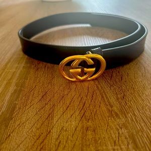 GUCCI Dark Blue Vintage Patent Leather Belt